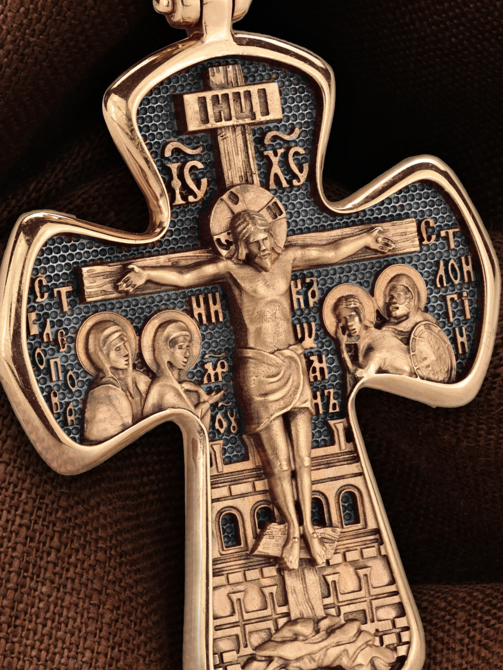 Крест из золота